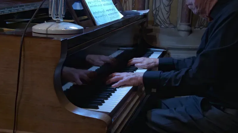 Vox Mundi Choir Pianist