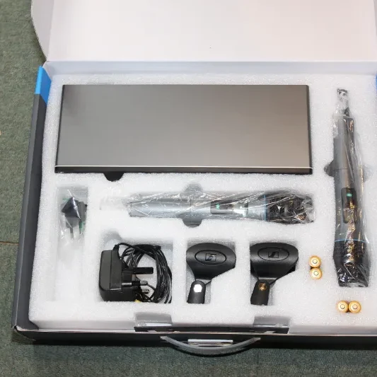 Sennheiser XS Wirless 1 Microphone Single Radio Channel Kit 1
